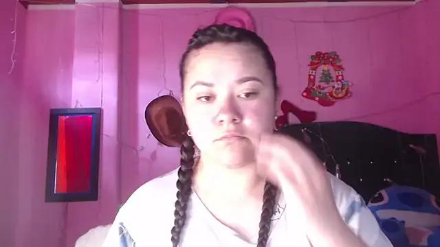 Freechat NikkiRous_ on StripChat