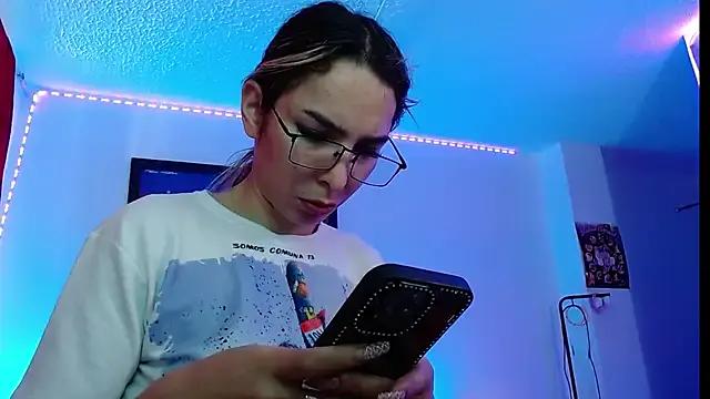 Freechat Niky_777 on StripChat