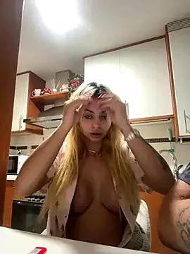 Freechat Noeliagglow on StripChat