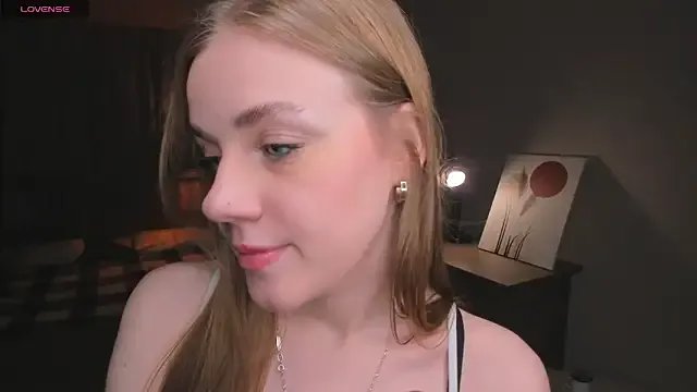 Freechat OdellaFrake on StripChat