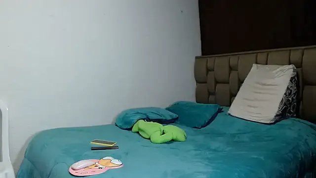 Freechat PenelopeMist on StripChat