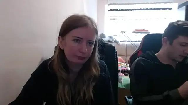 Group PeterAndJen on StripChat