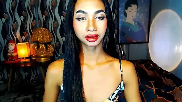 Freechat PrettyLatiina on StripChat