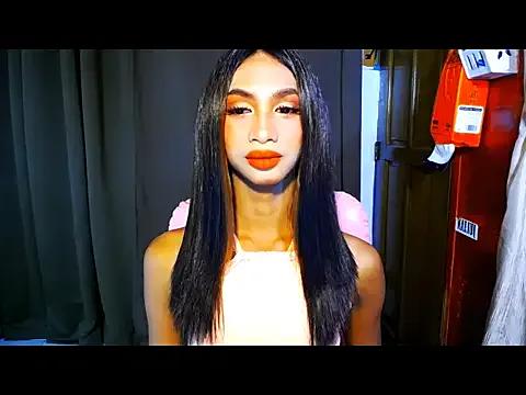 Freechat PrettyLatiina on StripChat