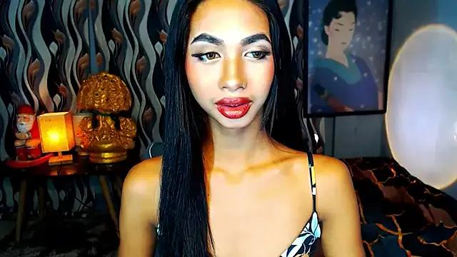 Freechat PrettyLatiina on StripChat