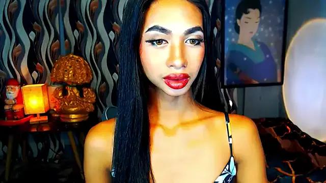 Freechat PrettyLatiina on StripChat