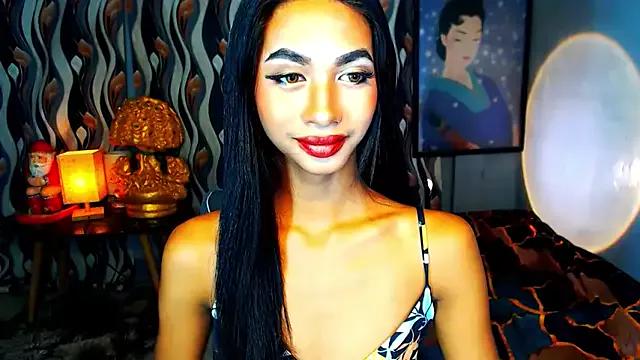 Freechat PrettyLatiina on StripChat