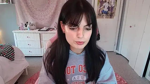 Freechat princesselysia on StripChat