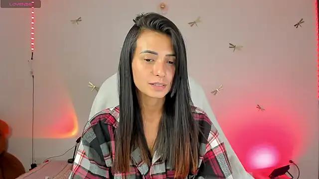 Freechat princessluna_19 on StripChat