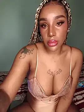 Freechat Queen_Amara on StripChat