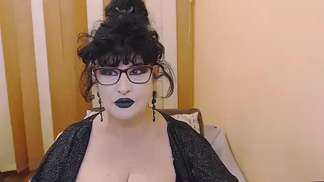 Freechat QuuenOfSin on StripChat