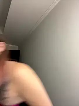 Freechat Riley_ray69 on StripChat