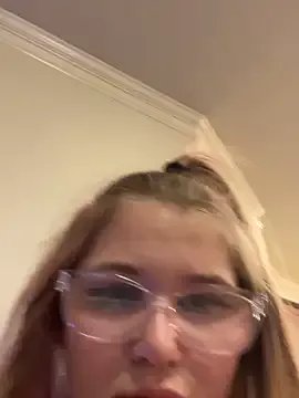 Freechat Riley_ray69 on StripChat