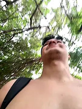 Freechat Rose-andres on StripChat