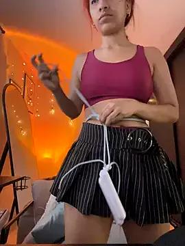 Freechat rubi_star on StripChat