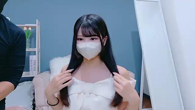 Freechat Ruru-shuv on StripChat