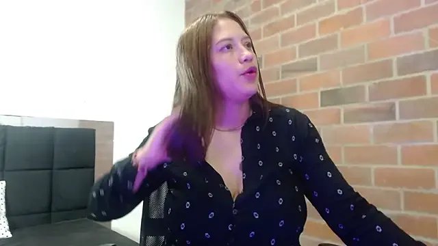 Freechat samantha__karolstone on StripChat