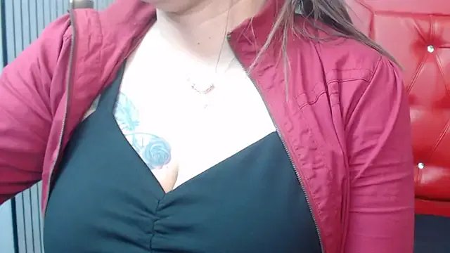 Freechat samantha__karolstone on StripChat