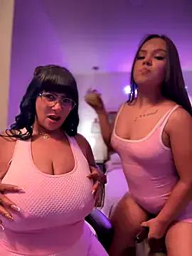 Freechat Saorii_kiido on StripChat