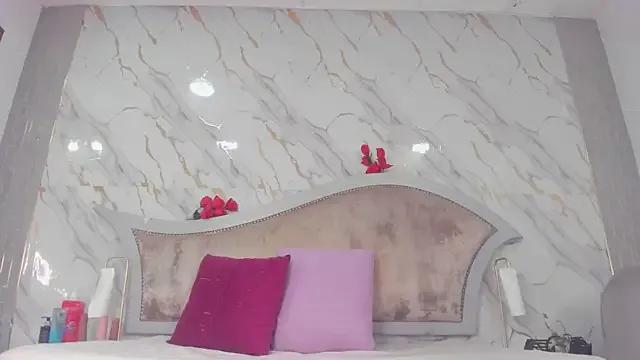 Freechat sarita_rouzze on StripChat