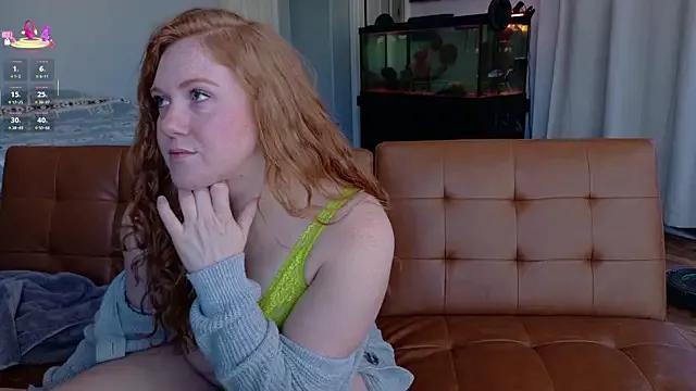 Freechat Scarlettredff on StripChat