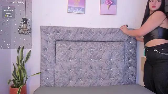 Freechat Seraphyne666 on StripChat