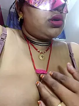 Freechat sexychutxxx7 on StripChat