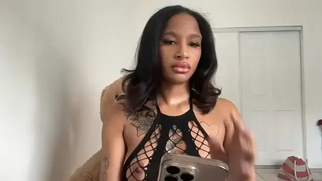 Freechat shandiloveslemonss on StripChat