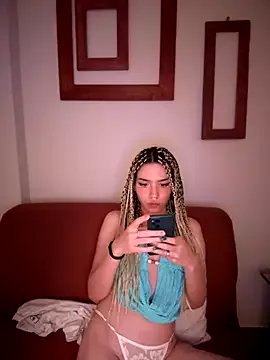 Freechat ShannonShanny on StripChat