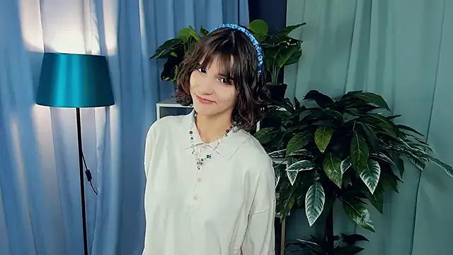 Freechat SibleyBurner on StripChat