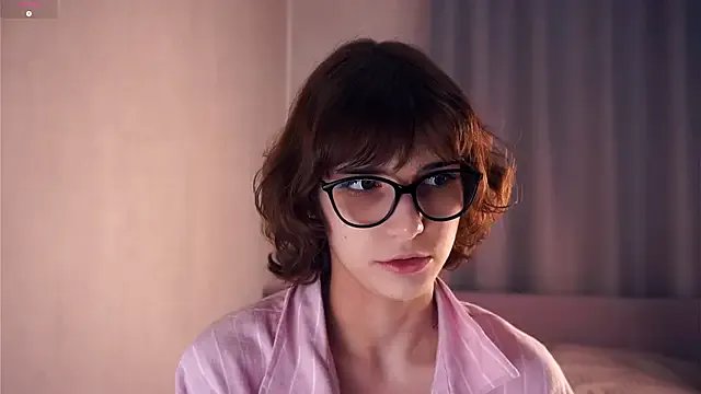 Freechat SibleyBurner on StripChat