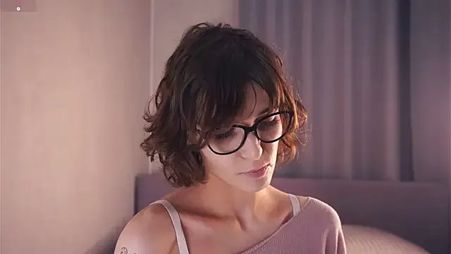 Freechat SibleyBurner on StripChat