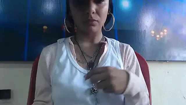 Freechat sofi_soft_ on StripChat