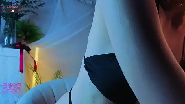 Freechat SoniaScott on StripChat