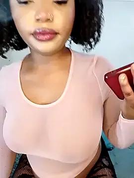 Freechat Sugartonguexx on StripChat