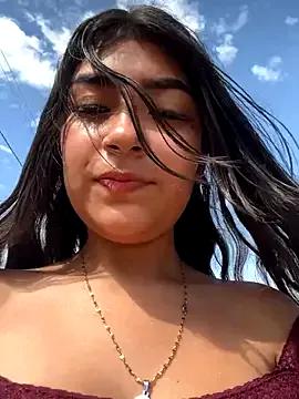 Sweed-virgin-pussy — a girl masturbates my pussy