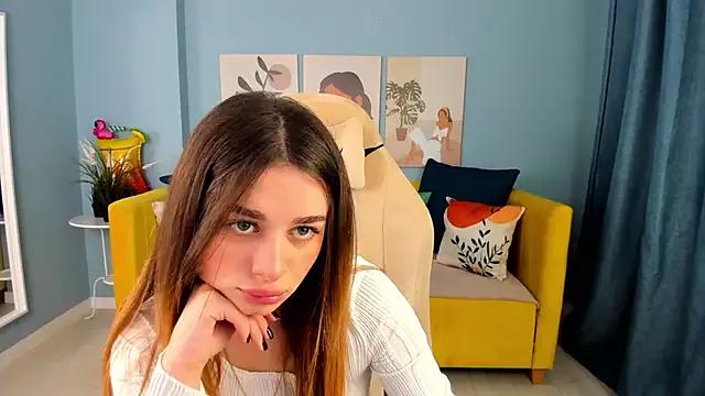 Freechat SweetyLicky on StripChat