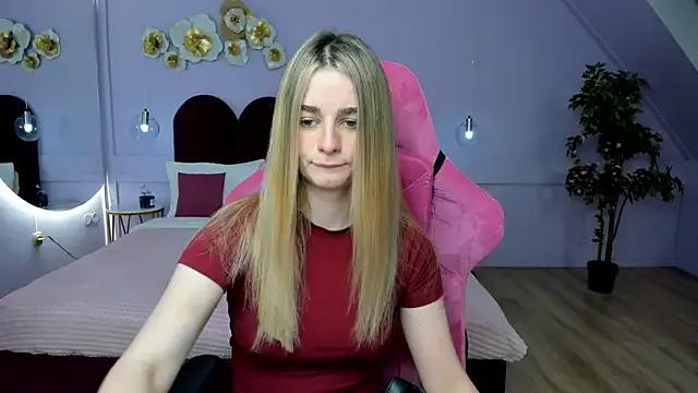 Freechat SweetyLicky on StripChat