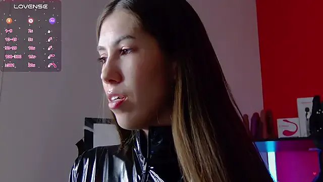 Freechat SweetySonya on StripChat