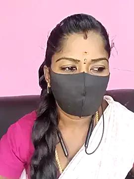 Freechat tamilammukuttyy on StripChat