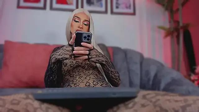 Freechat Taylor__foxxx on StripChat