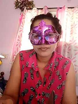 thanusi_2 on StripChat