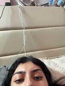 ThickerThanYoBitch — Use dildo (1mimute)