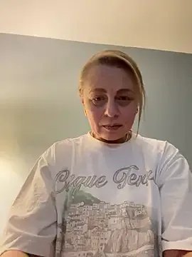 Freechat ToriLove777 on StripChat