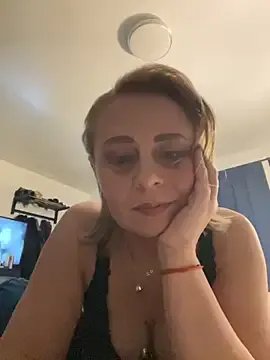 Freechat ToriLove777 on StripChat