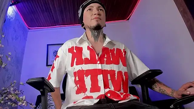 Freechat tyler_jones_ on StripChat