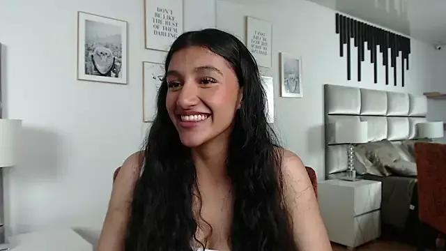 StripChat ValentiinaCruz is Freechat ValentiinaCruz — Show tits + control 30seg