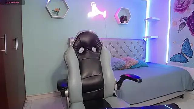 valeria_martinez19 — rub pantys