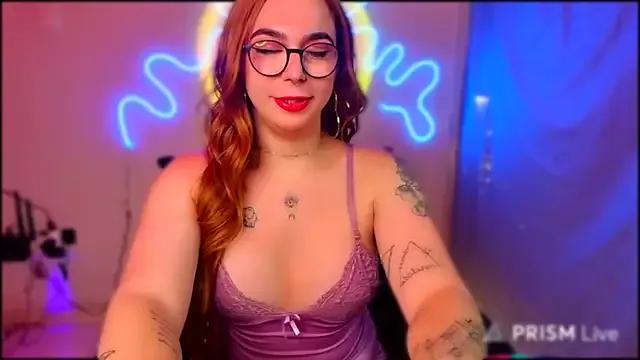 Freechat VIckSexyDoll on StripChat