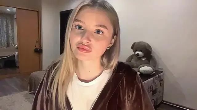 Freechat VictoriaMystery on StripChat